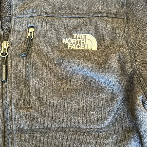 North face men’s small full length zipper layer sweater with inside pockets - Picture 3 of 7